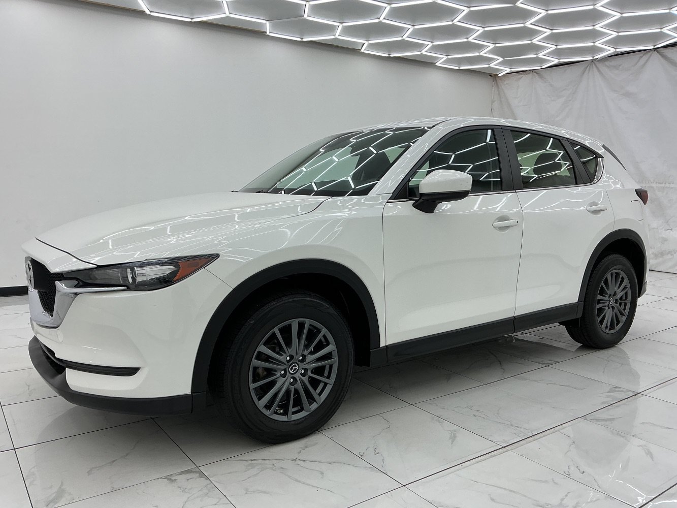 Used 2017 MAZDA CX-5 Sport AWD/4WD image 6