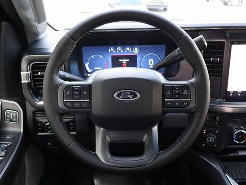 Used 2025 Ford F250 Lariat w/ Tremor Off-Road Package image 27