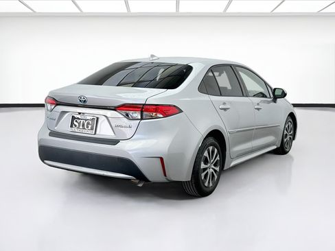 Used 2022 Toyota Corolla LE w/ Premium Interior Package FWD image 4