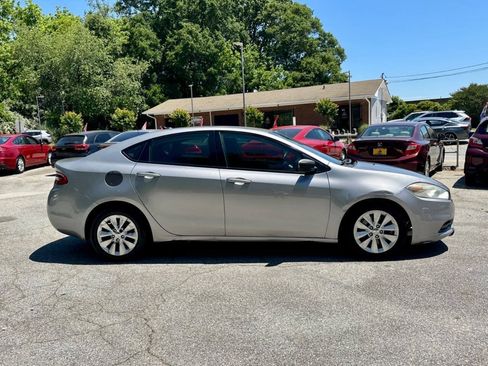 Used 2016 Dodge Dart Aero FWD image 8
