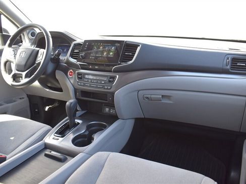 Used 2020 Honda Pilot EX image 12