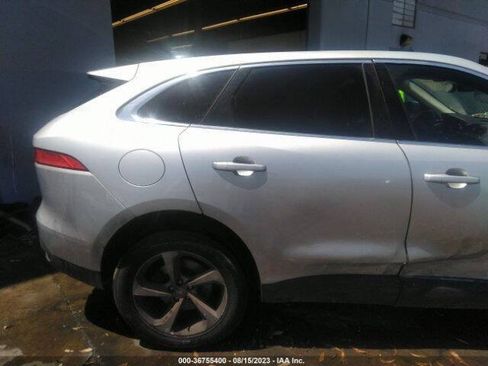 Used 2020 Jaguar F-PACE Premium AWD/4WD image 11