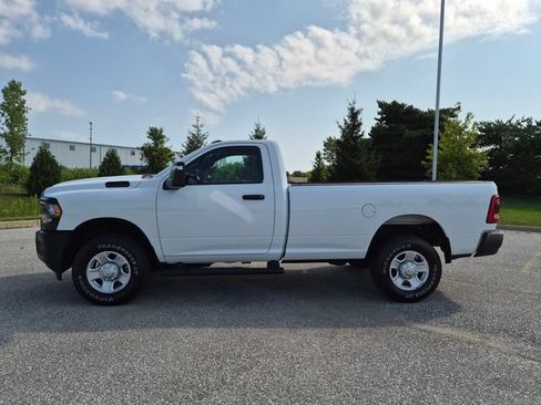 Used 2024 RAM 2500 Tradesman w/ Snow Chief Group AWD/4WD image 8