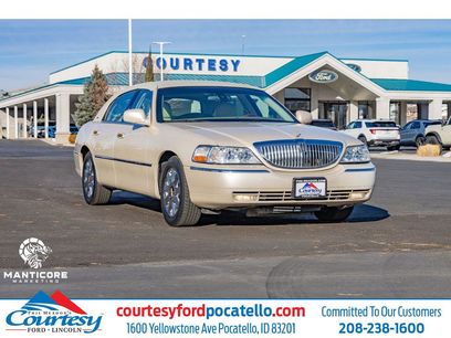 Used 2003 Lincoln Town Car Cartier