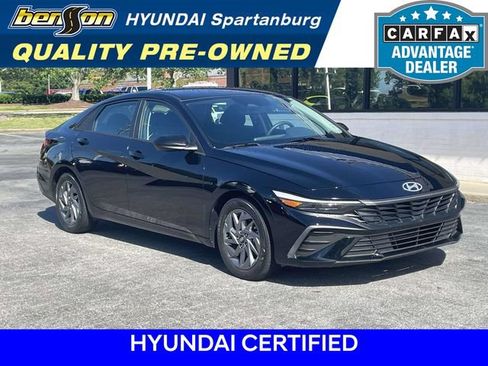Used 2024 Hyundai Elantra SEL FWD image 1