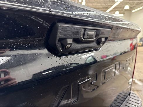 Used 2020 Chevrolet Silverado 2500 LTZ w/ LTZ Plus Package AWD/4WD image 16