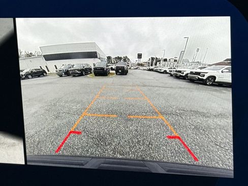 Certified 2025 Chevrolet Tahoe Z71 image 32