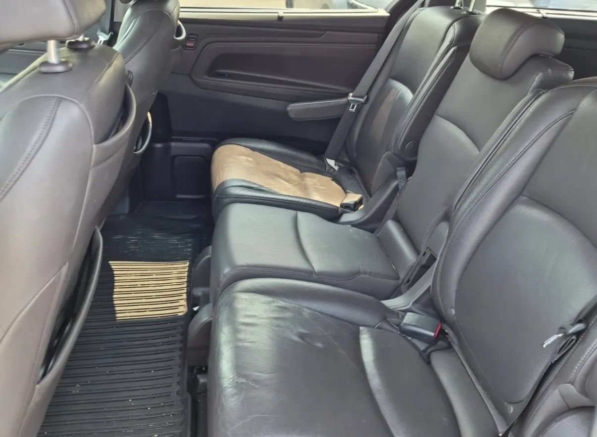 Used 2018 Honda Odyssey Elite image 6