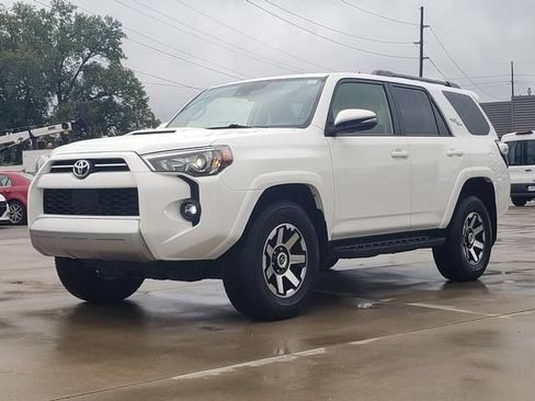 Used 2024 Toyota 4Runner TRD Off-Road Premium w/ Moonroof Package AWD/4WD image 9