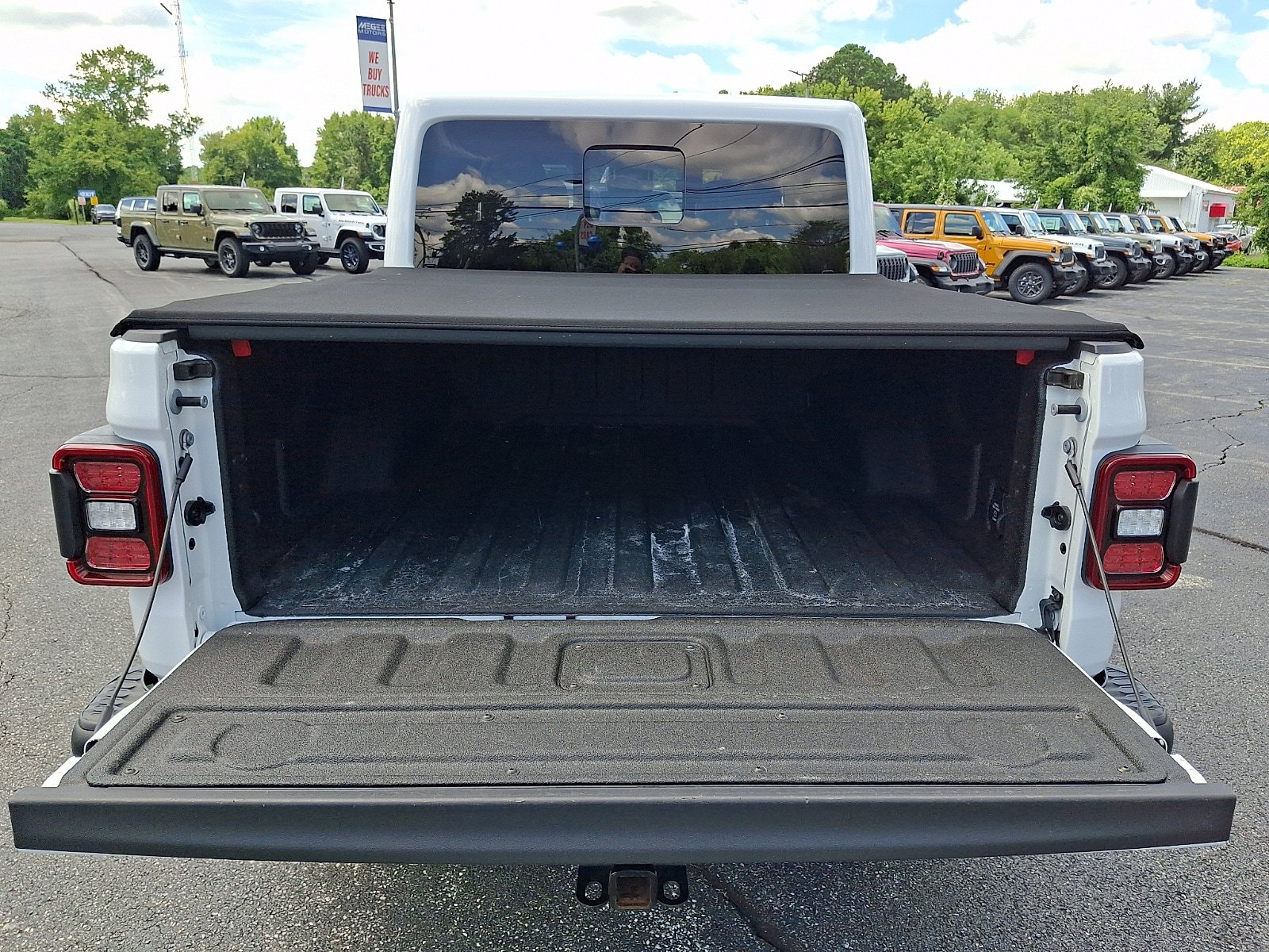 Used 2020 Jeep Gladiator Rubicon AWD/4WD image 28