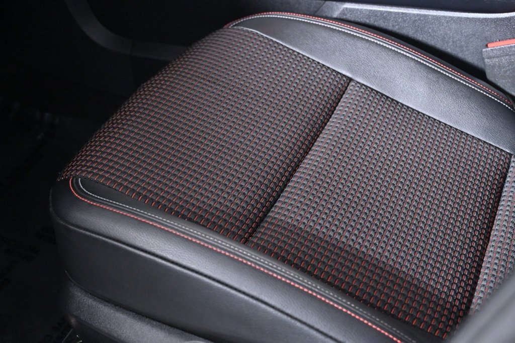 Certified 2025 Nissan Kicks SR AWD/4WD image 23