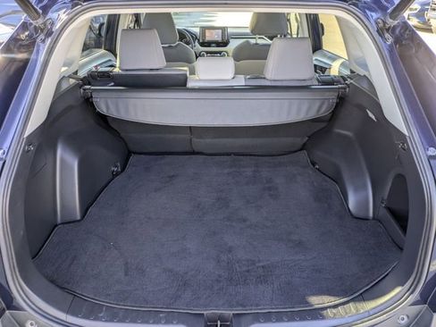 Used 2021 Toyota RAV4 XLE image 29