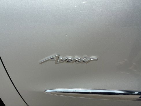 Used 2022 Buick Enclave Avenir image 12