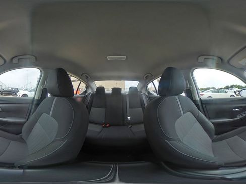 Used 2025 Nissan Sentra SV FWD image 40