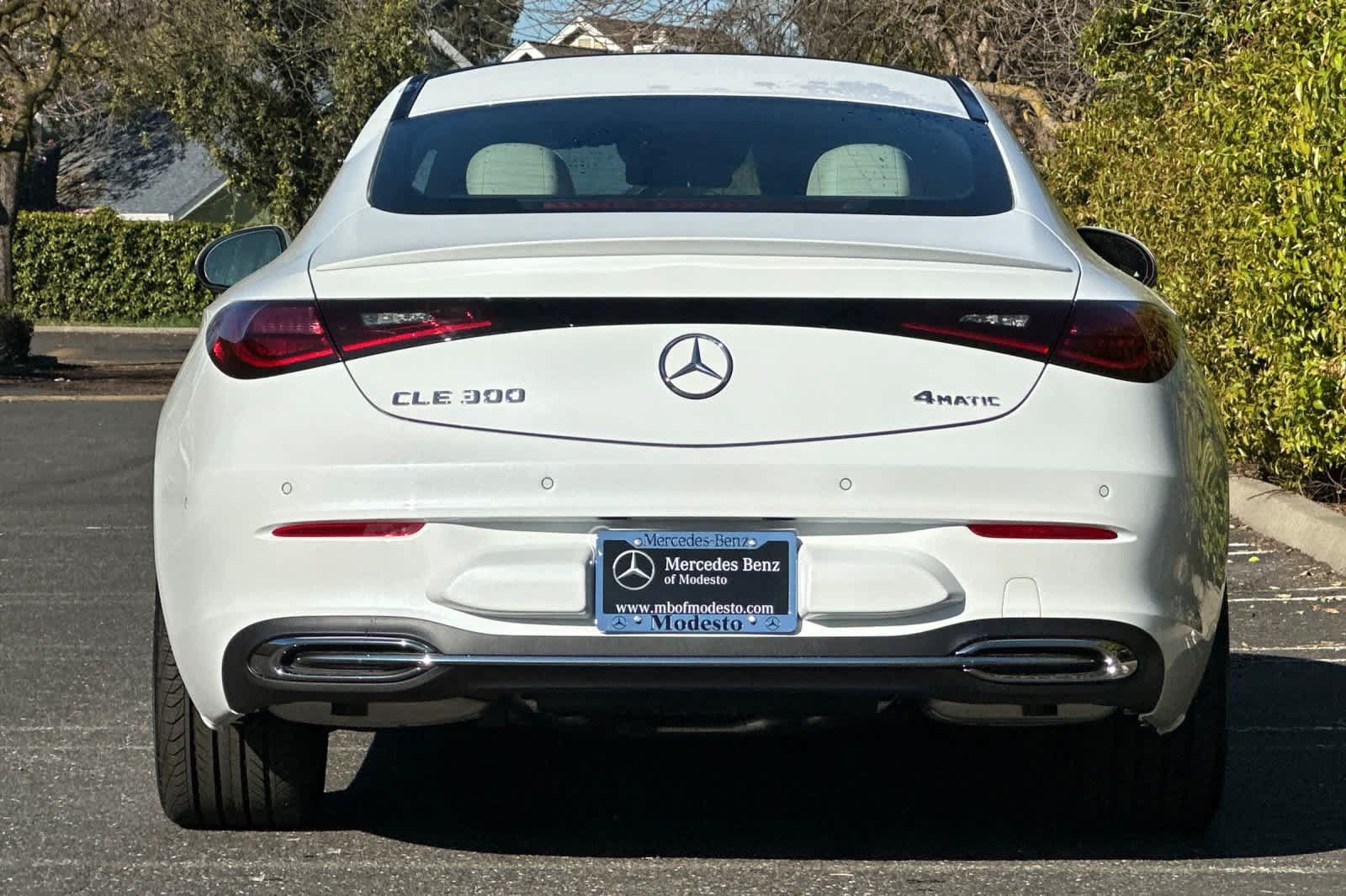 Used 2026 Mercedes-Benz CLE 300 4MATIC Coupe image 4