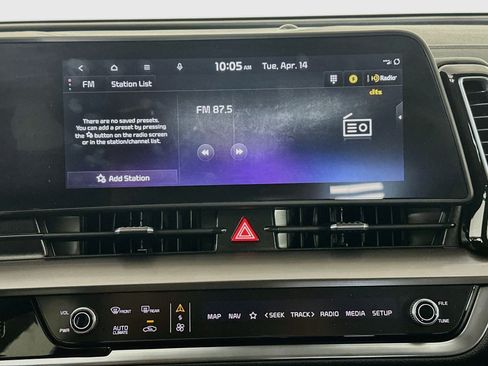 Used 2024 Kia Sportage EX FWD image 21