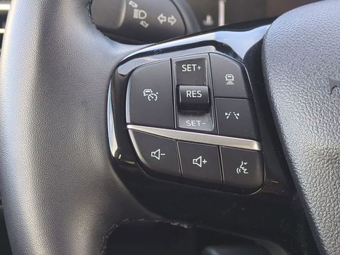 Used 2023 Ford Escape SE image 23