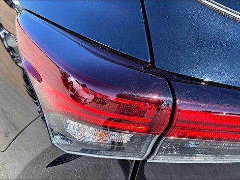 Used 2026 Toyota Highlander XLE AWD/4WD image 33