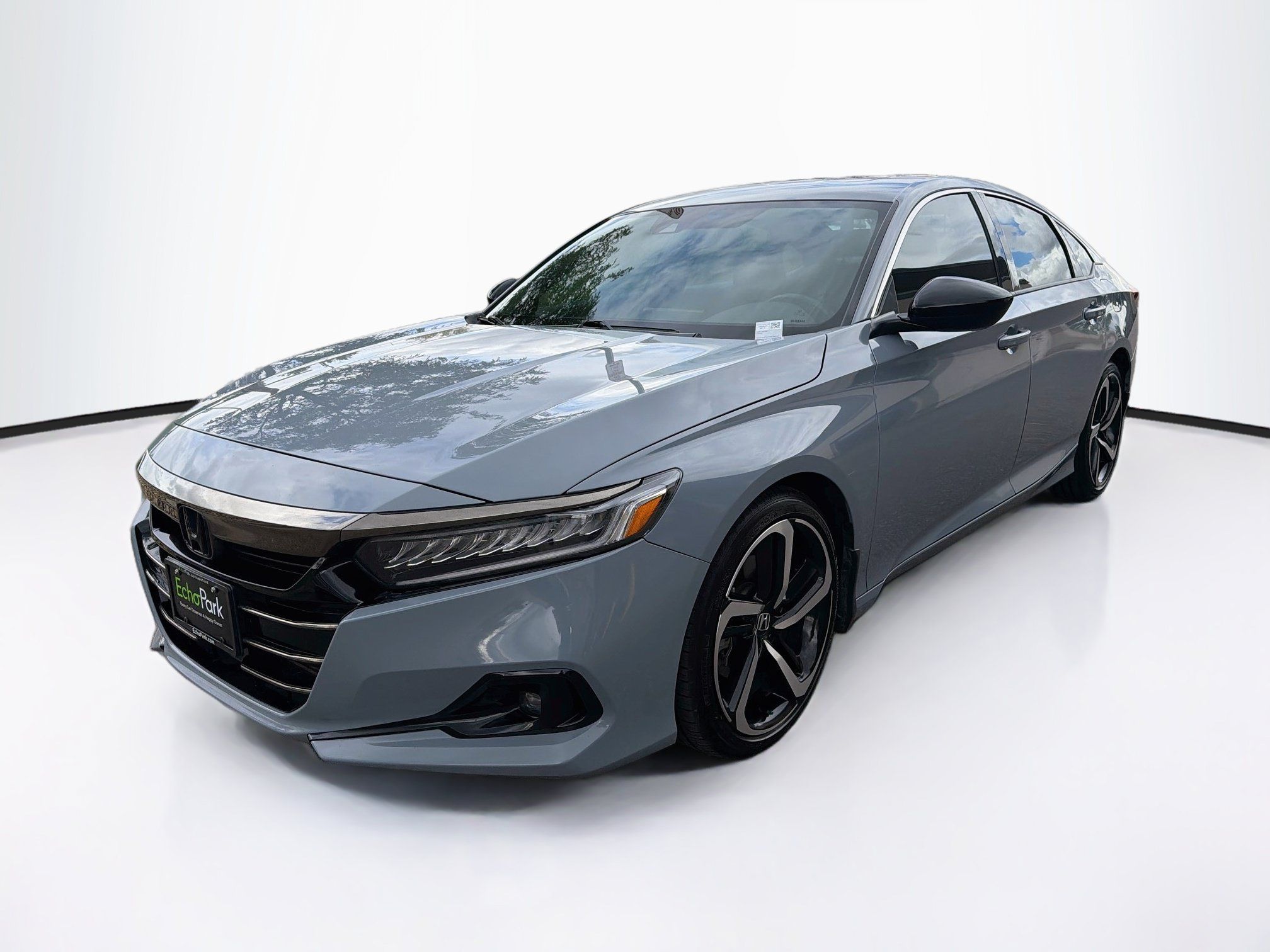 Used 2021 Honda Accord Sport image 3