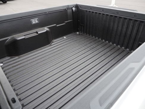 New 2025 Toyota Tacoma SR5 image 12