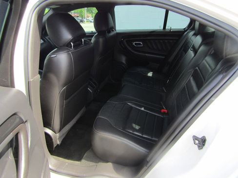 Used 2015 Ford Taurus SHO w/ Equipment Group 401A AWD/4WD image 21