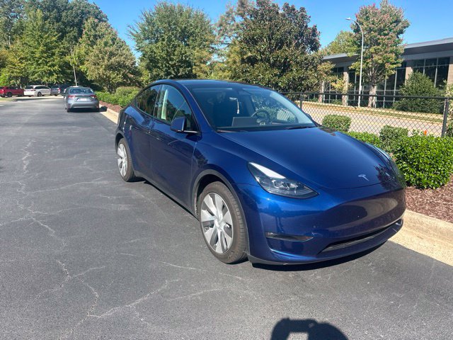 Used 2024 Tesla Model Y Long Range AWD/4WD image 9