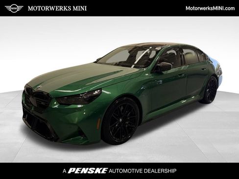 Used 2025 BMW M5 AWD/4WD image 1
