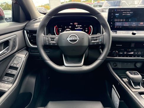 New 2026 Nissan Rogue Platinum w/ Platinum Premium Package image 13