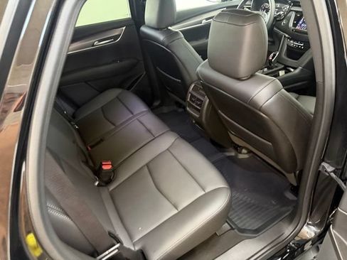 Used 2025 Cadillac XT5 Luxury w/ LPO, Floor Liner Package FWD image 36