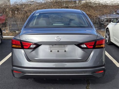 Certified 2022 Nissan Altima 2.5 S image 5