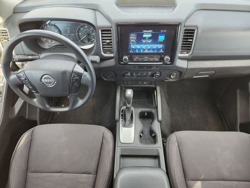 Used 2023 Nissan Frontier SV image 26
