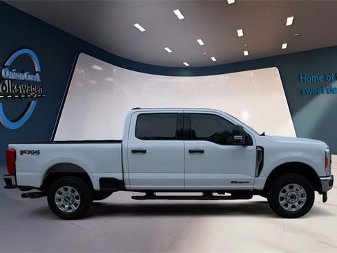 Used 2023 Ford F250 XLT w/ FX4 Off-Road Package image 4