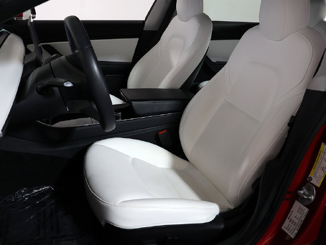 Used 2020 Tesla Model 3 Standard Range Plus RWD image 4