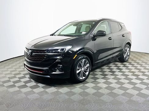 Used 2021 Buick Encore GX Essence w/ Advanced Technology Package FWD image 4