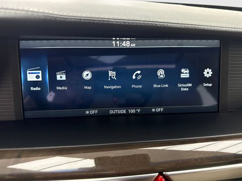 Used 2017 Genesis G90 3.3T Premium RWD image 29