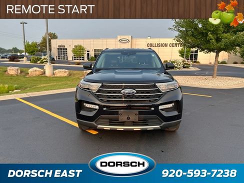 Certified 2023 Ford Explorer XLT w/ Equipment Group 202A AWD/4WD image 3