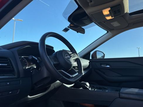 Certified 2023 Nissan Rogue SV w/ SV Premium Package image 26