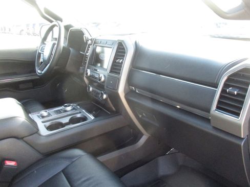 Used 2019 Ford Expedition XLT w/ Equipment Group 202A image 52