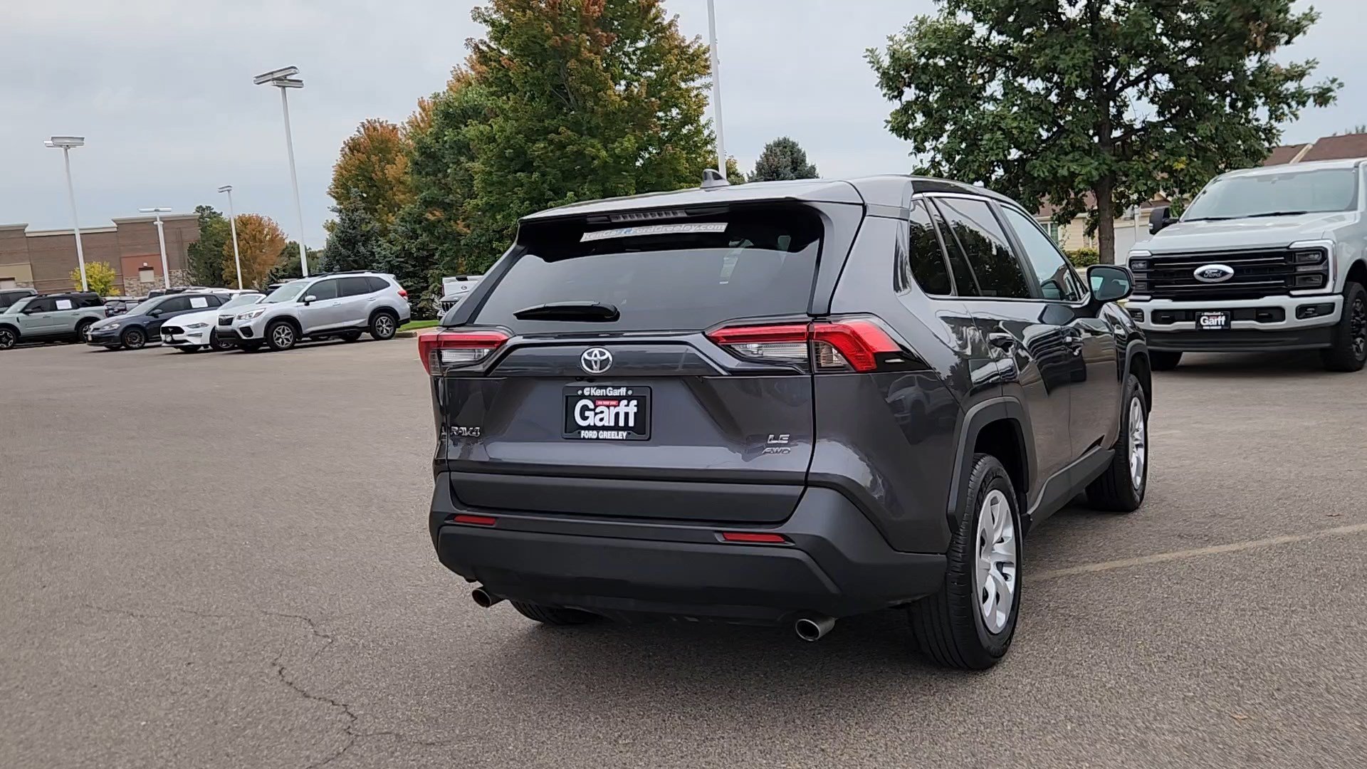 Used 2025 Toyota RAV4 LE AWD/4WD image 17