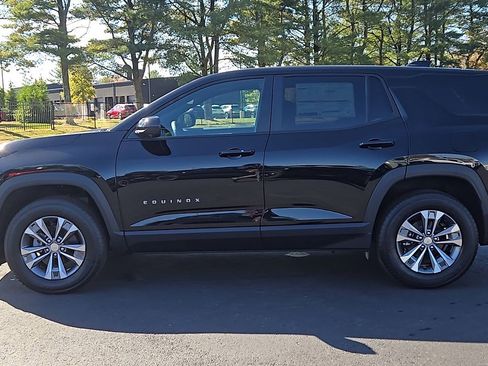 New 2026 Chevrolet Equinox LT w/ Safety and Technology Package image 9