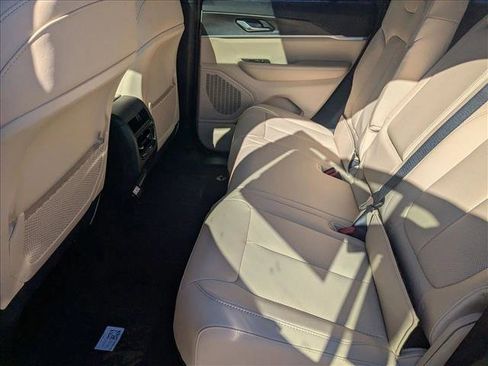 New 2025 Jeep Grand Cherokee Limited image 17