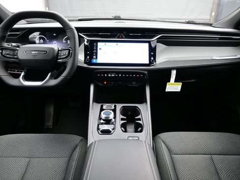 New 2026 Jeep Cherokee Laredo image 9