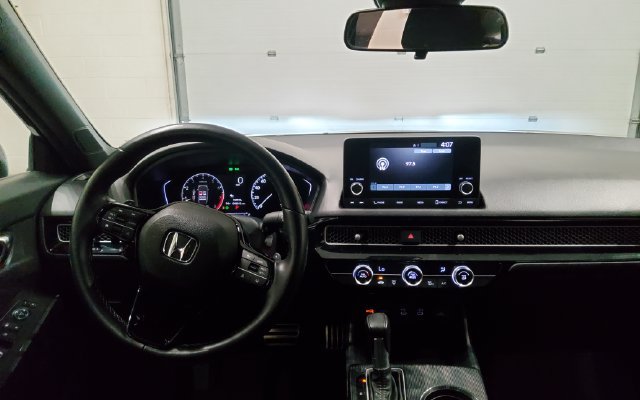 Used 2025 Honda Civic Sport image 25