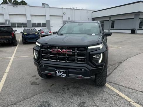 New 2026 GMC Canyon AT4X image 3