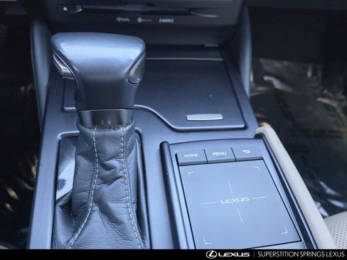 Certified 2019 Lexus ES 300h w/ Accessory Package image 21