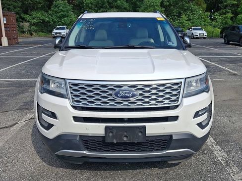 Used 2016 Ford Explorer Platinum AWD/4WD image 2