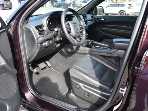 Used 2025 Dodge Durango GT image 12
