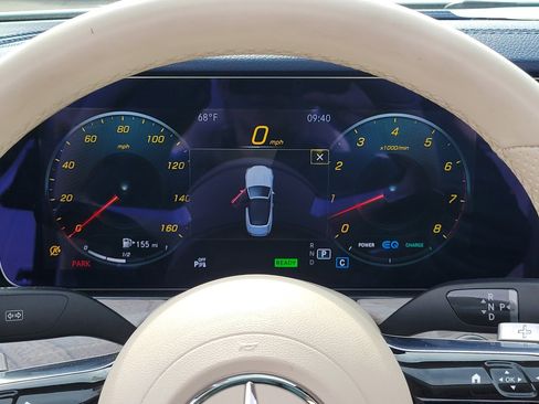 Used 2021 Mercedes-Benz E 450 4MATIC Cabriolet image 24