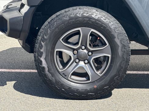 Used 2018 Jeep Wrangler Sport S image 11