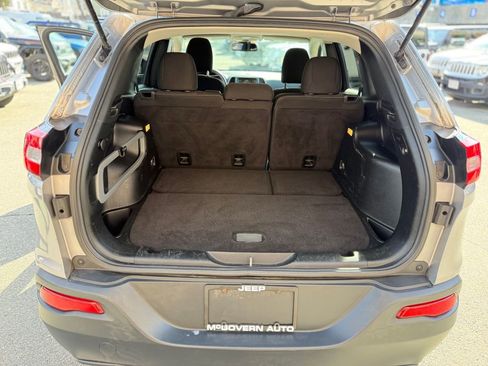 Used 2016 Jeep Cherokee Latitude image 26